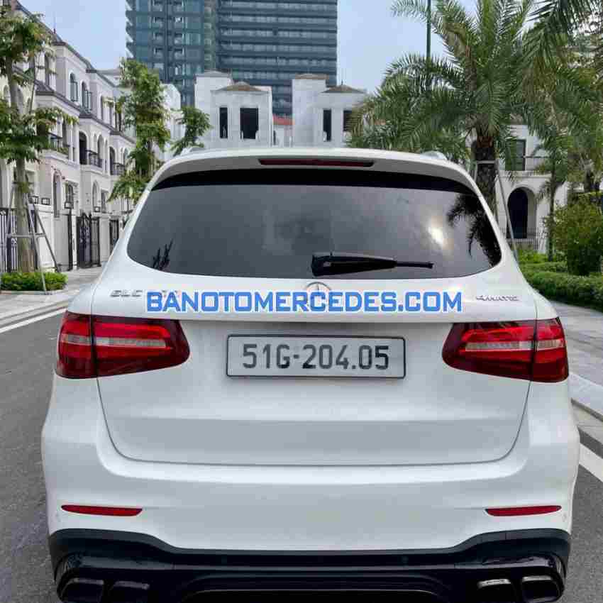 Cần bán gấp xe Mercedes Benz GLC 300 Coupe 4Matic năm 2016, màu Trắng, Số tự động