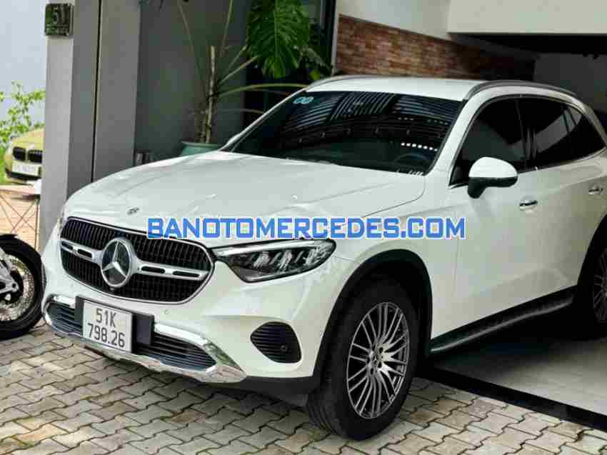 Cần bán xe Mercedes Benz GLC 200 4Matic năm 2023 màu Trắng cực đẹp