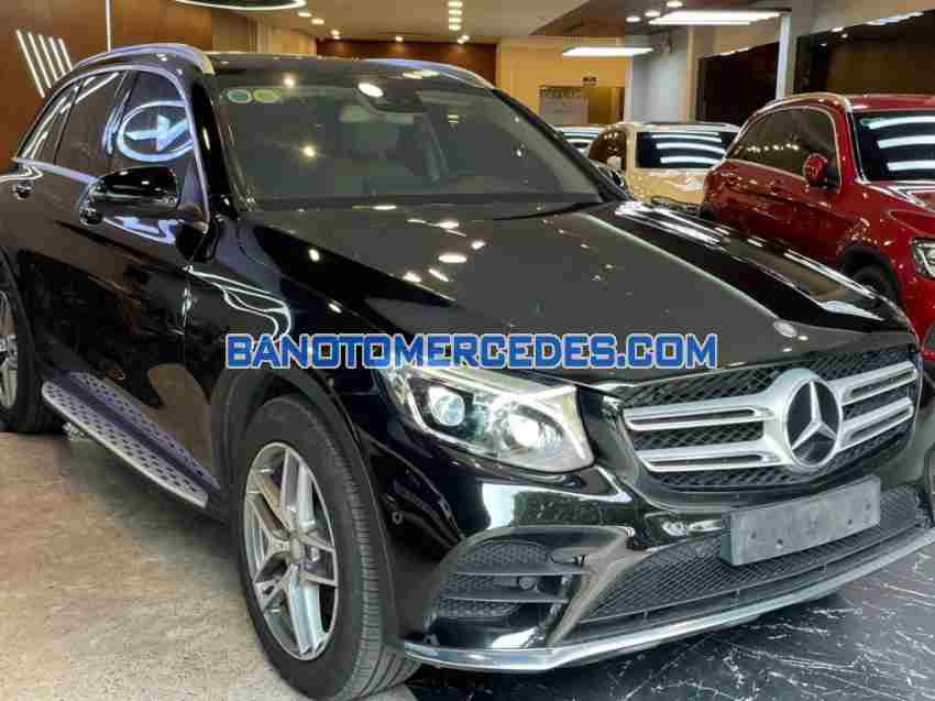 Mercedes Benz GLC 300 4Matic sản xuất 2017 cực chất!