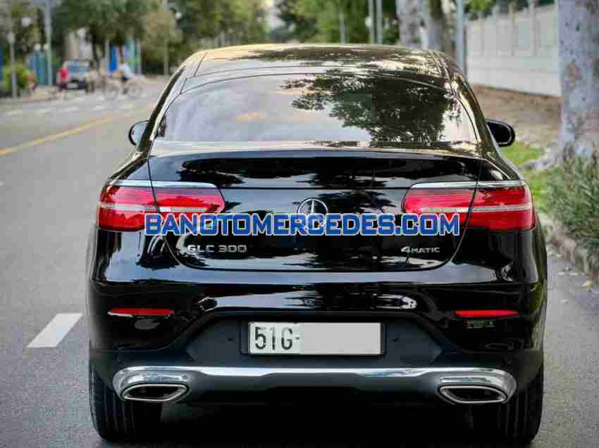 Cần bán nhanh Mercedes Benz GLC 300 Coupe 4Matic 2018 cực đẹp