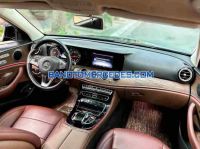 Cần bán Mercedes Benz E class E200 2017, xe đẹp giá rẻ bất ngờ