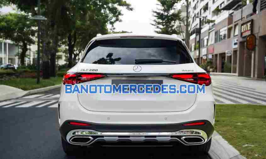 Bán xe Mercedes Benz GLC 300 4Matic đời 2024 - Giá tốt