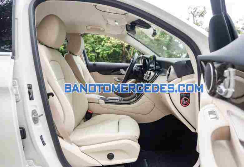 Cần bán xe Mercedes Benz GLC Số tự động 2021