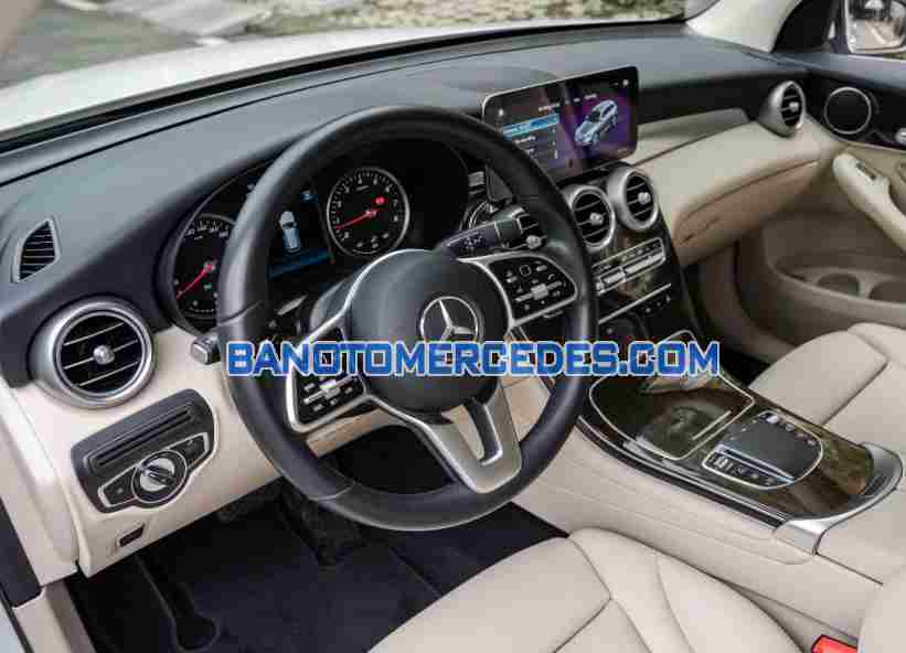 Bán xe Mercedes Benz GLC 200 đời 2021 - Giá tốt