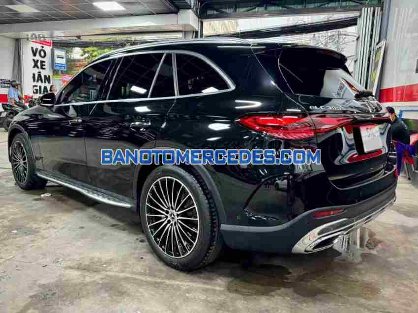 Mercedes Benz GLC 300 4Matic 2023 Số tự động cực đẹp!
