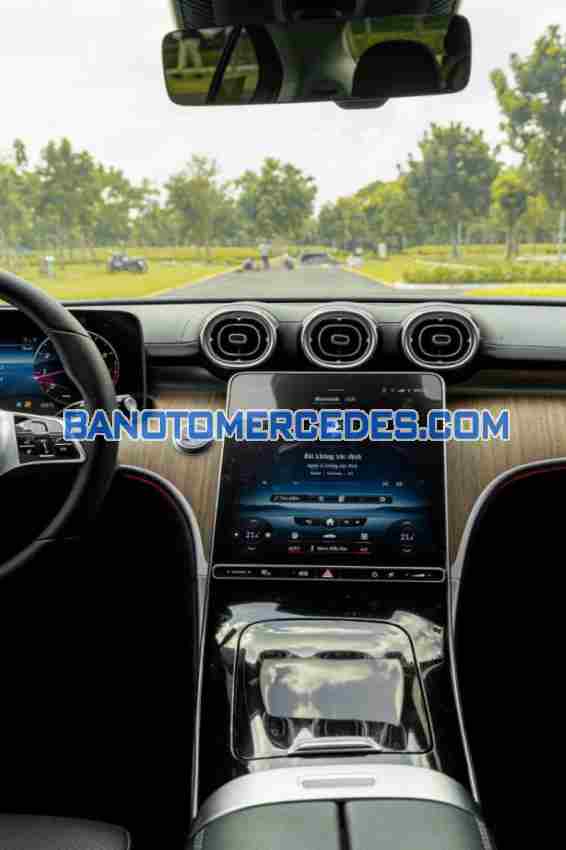 Mercedes Benz C class C200 Avantgarde Plus năm sản xuất 2022 giá tốt