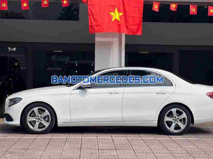 Bán xe Mercedes Benz E class E250 đời 2018 - Giá tốt