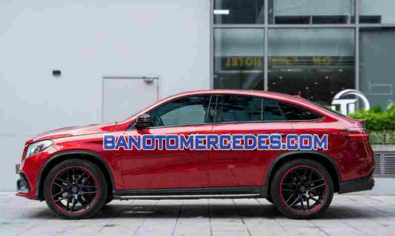 Cần bán gấp xe Mercedes Benz GLE Class GLE 43 AMG 4Matic Coupe năm 2018, màu Đỏ, Số tự động