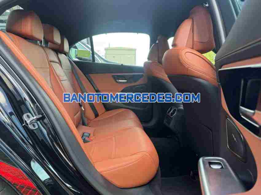 Cần bán xe Mercedes Benz C class C200 Avantgarde Plus đời 2023