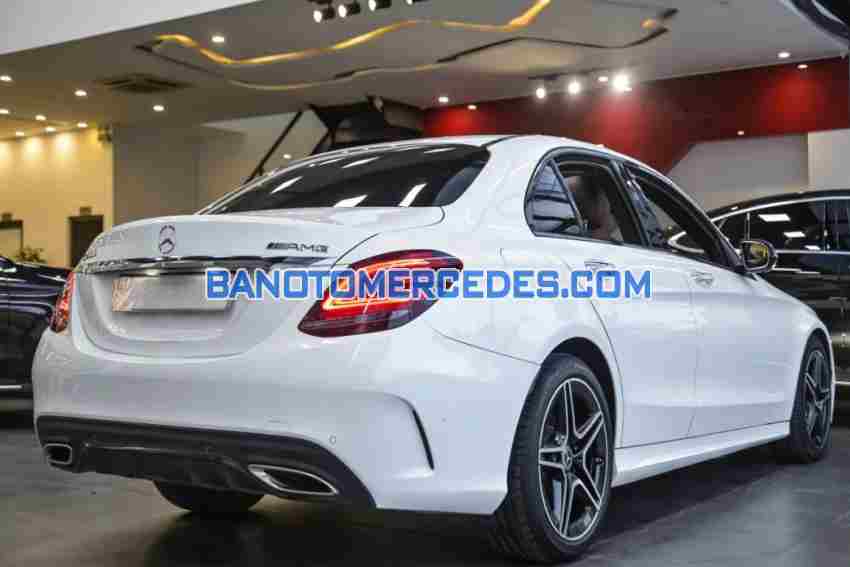 Cần bán Mercedes Benz C class C300 AMG Máy xăng 2019 màu Trắng