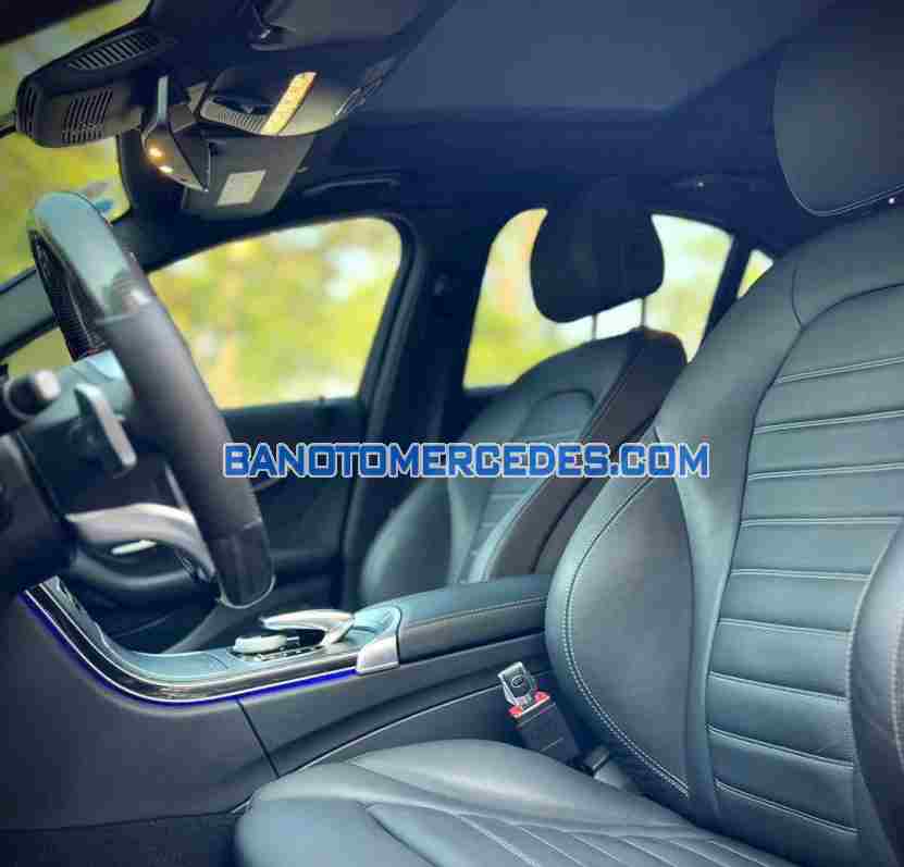 Bán xe Mercedes Benz C class C300 AMG đời 2021 - Giá tốt