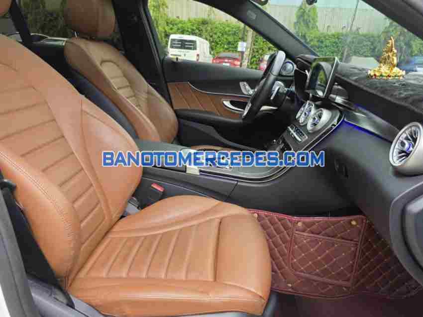 Cần bán xe Mercedes Benz C class C300 AMG 2021 Số tự động màu Trắng