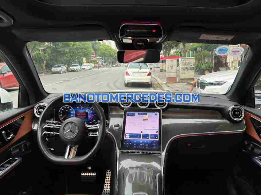 Cần bán Mercedes Benz GLC 300 4Matic đời 2023