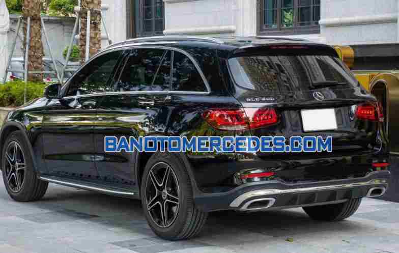 Cần bán xe Mercedes Benz GLC 300 4Matic 2022, xe đẹp