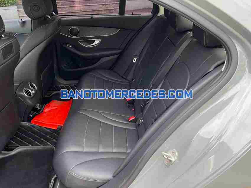 Bán Mercedes Benz C class C200 đời 2017 xe đẹp - giá tốt