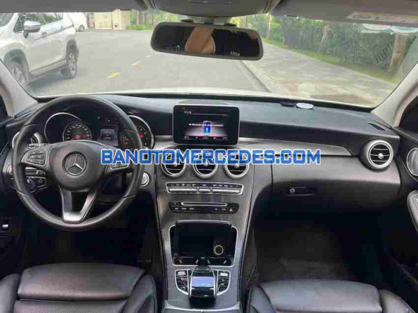 Xe Mercedes Benz C class C200 đời 2018 đẹp bán gấp