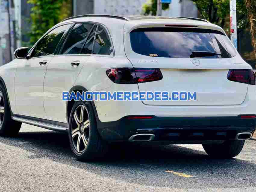 Cần bán Mercedes Benz GLC 200 4Matic 2021, xe đẹp giá rẻ bất ngờ