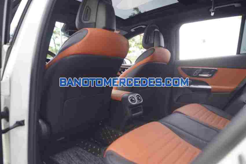 Cần bán Mercedes Benz GLC 300 4Matic đời 2024