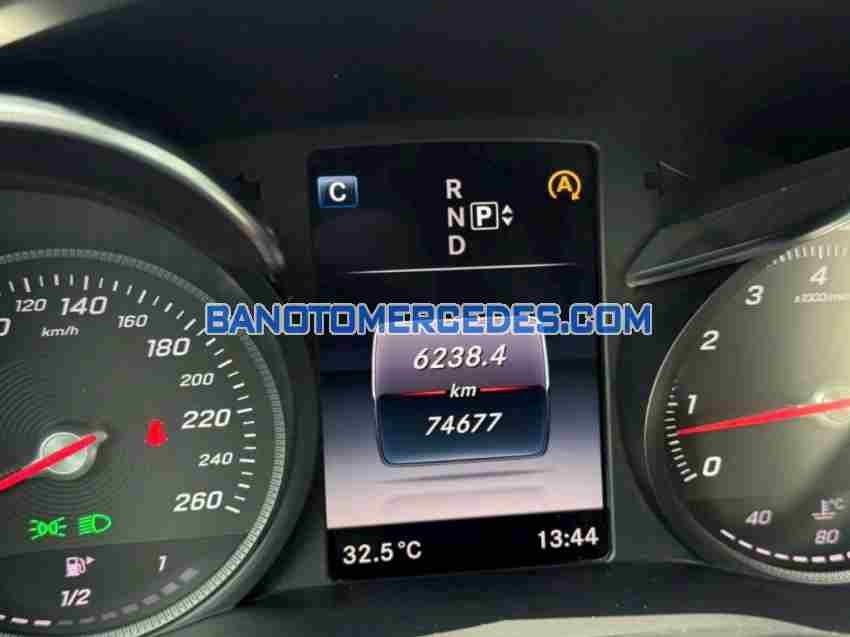Cần bán Mercedes Benz C class C200 2015 xe đẹp Cần bán Mercedes Benz C class C200 2015 xe đẹp