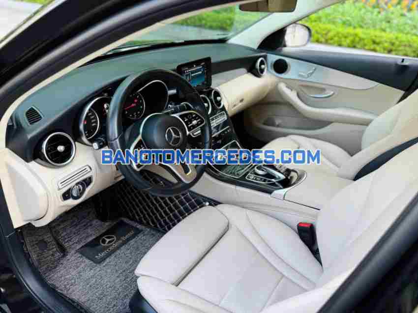 Bán xe Mercedes Benz C class C180 AMG sx 2021 - giá rẻ