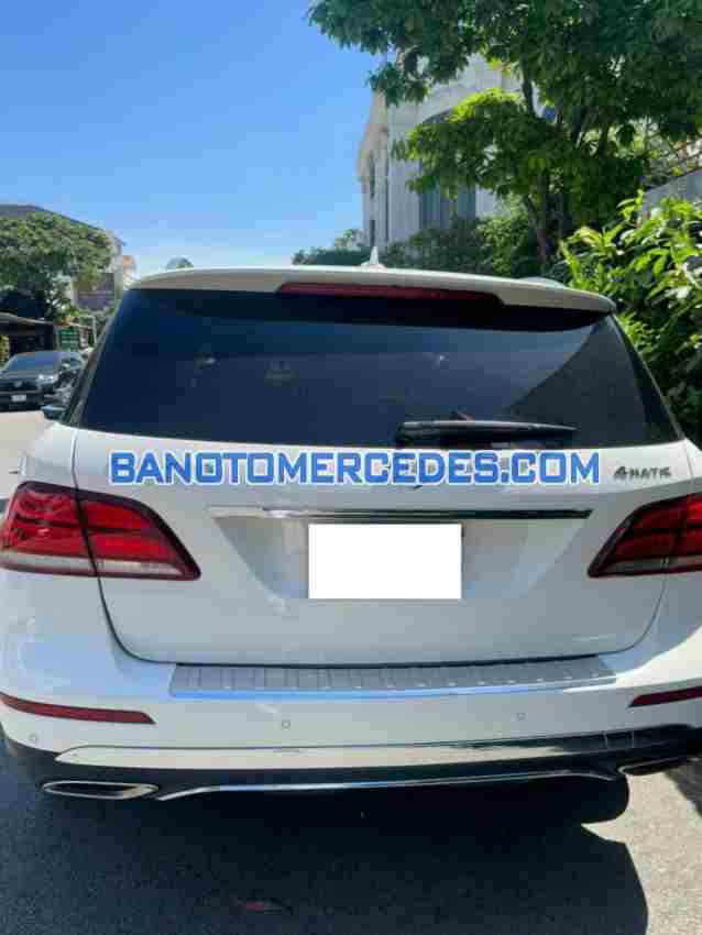 Cần bán gấp Mercedes Benz GLE Class GLE 400 4Matic năm 2017 giá cực tốt