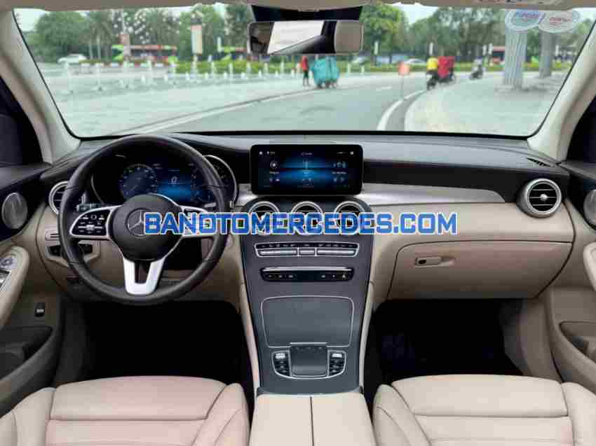 Mercedes Benz GLC 300 4Matic 2021, xe đẹp, hết ý