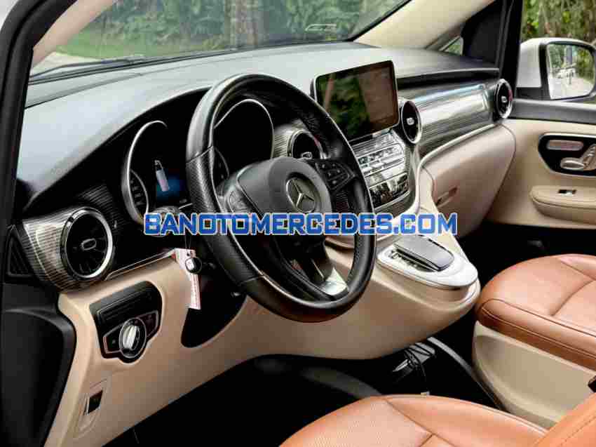 Mercedes Benz V class V250 Luxury 2020 giá cực tốt