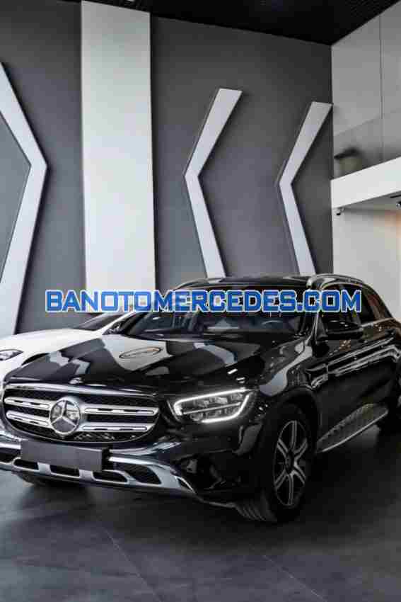 Cần bán nhanh Mercedes Benz GLC 200 4Matic 2021 cực đẹp