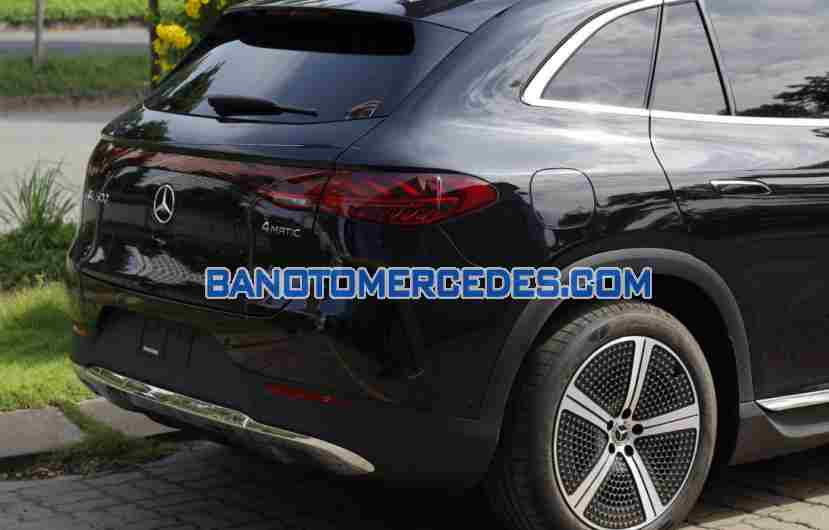 Bán Mercedes Benz EQE 500 4Matic, màu Đen, Xe điện, 2024