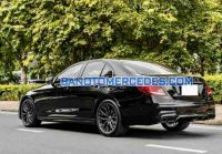 Cần bán xe Mercedes Benz E class E300 AMG năm 2016 màu Đen cực đẹp