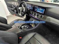 Xe Mercedes Benz E class E300 AMG đời 2020 đẹp bán gấp