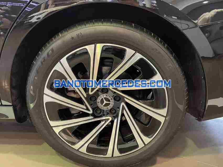 Bán xe Mercedes Benz E class E200 Exclusive màu Đen 2025