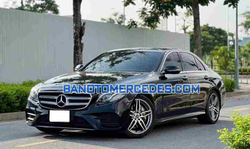 Cần bán nhanh Mercedes Benz E class E300 AMG 2017 cực đẹp