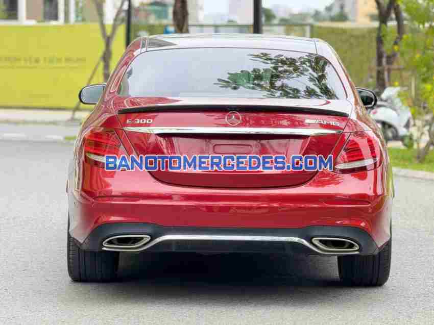 Cần bán gấp Mercedes Benz E class E300 AMG 2017 - Xe đẹp - Giá tốt