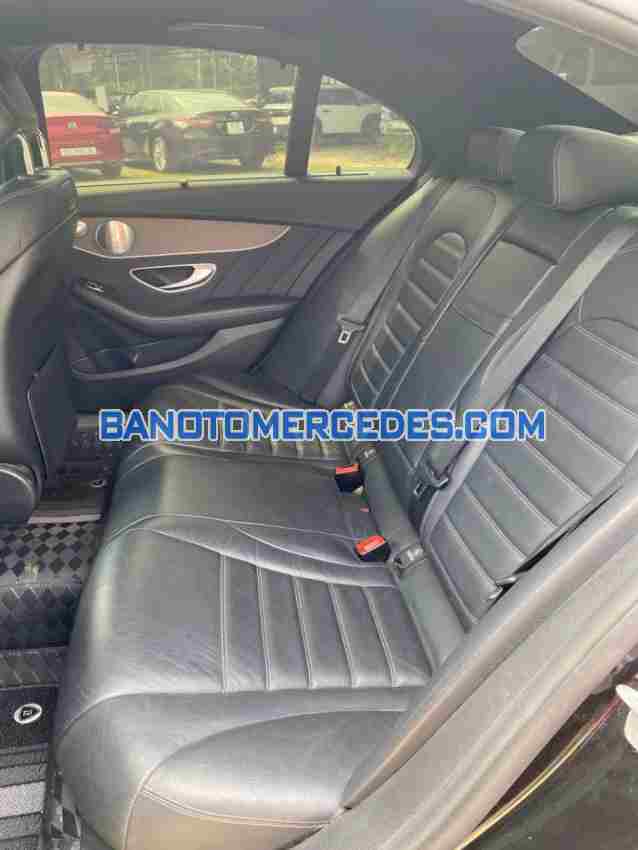 Xe Mercedes Benz C class C300 AMG đời 2019 đẹp bán gấp
