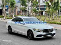 Cần bán gấp xe Mercedes Benz C class C200 Exclusive năm 2019, màu Trắng, Số tự động