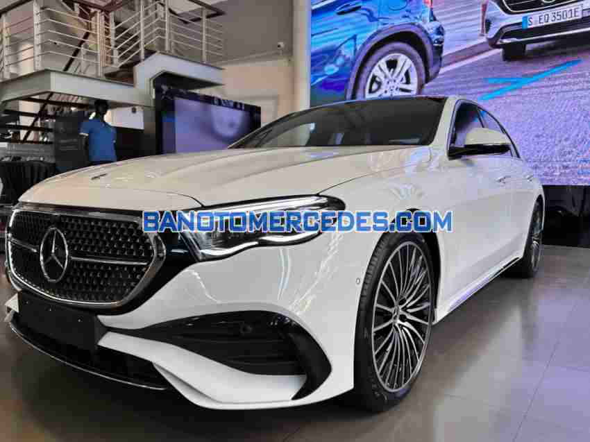 Mercedes Benz E class E300 AMG 2025  Số tự động, GIÁ GIẬT MÌNH