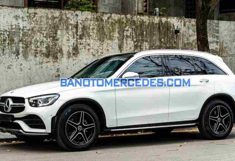 Cần bán nhanh Mercedes Benz GLC 300 4Matic 2021 cực đẹp