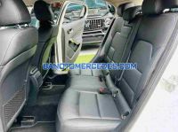 Cần bán gấp xe Mercedes Benz GLA class GLA 200 năm 2016, màu Trắng, Số tự động