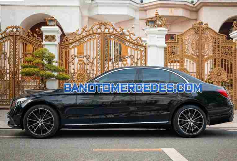 Cần bán gấp xe Mercedes Benz C class C200 Exclusive năm 2020, màu Đen, Số tự động