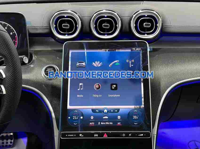 Cần bán gấp Mercedes Benz C class C300 AMG năm 2022 giá cực tốt