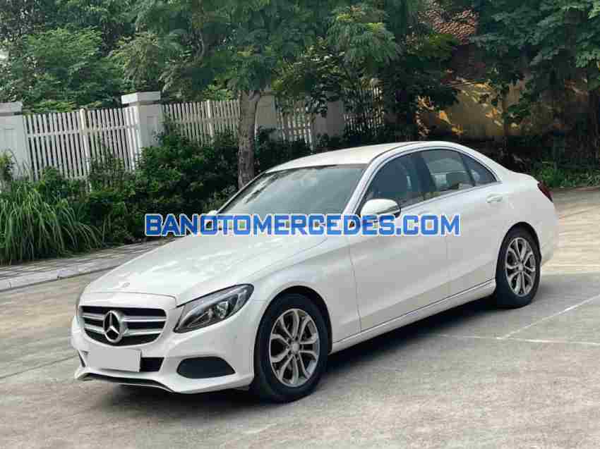 Cần bán Mercedes Benz C class C200 2016 xe đẹp