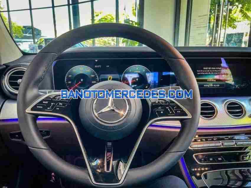 Mercedes Benz E class E180 2025 Đen