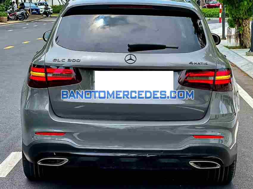 Cần bán xe Mercedes Benz GLC 300 4Matic đời 2019