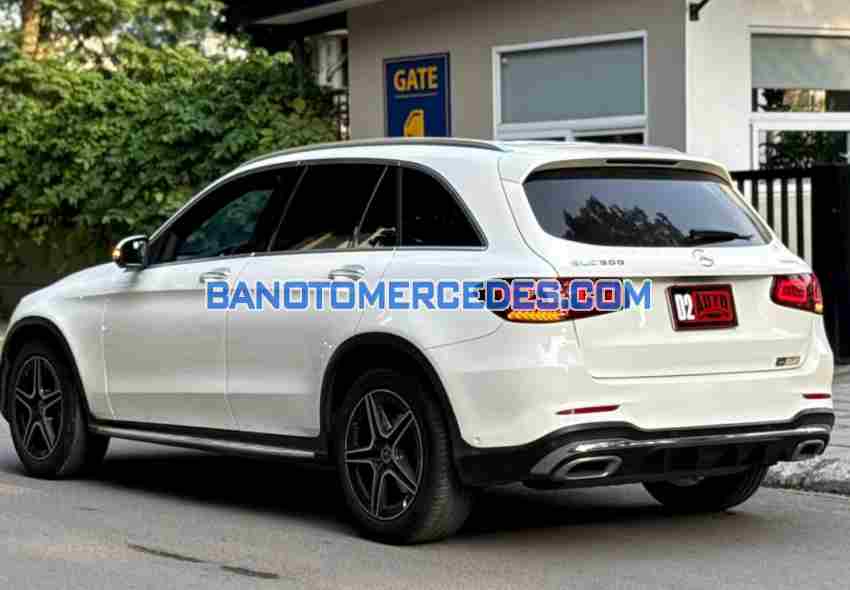 Cần bán xe Mercedes Benz GLC 300 4Matic đời 2020