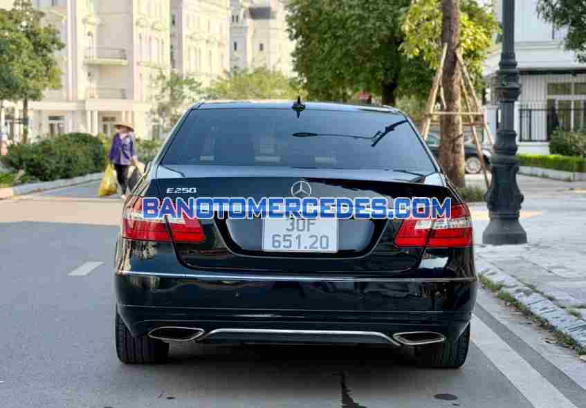 Mercedes Benz E class E250 2010 Máy xăng đẹp long lanh