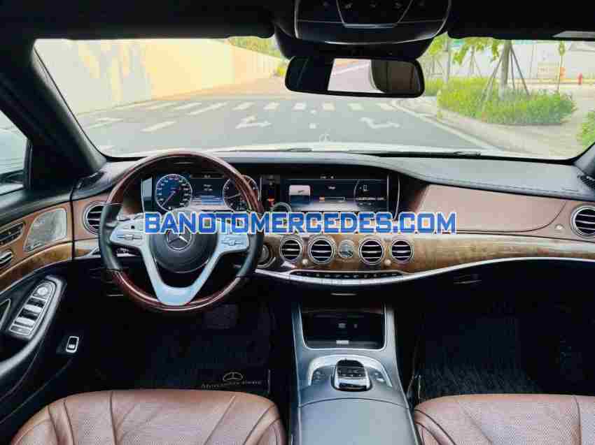 Cần bán gấp Mercedes Benz S class S400L đời 2015, màu Trắng