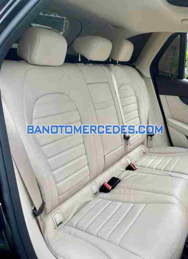 Cần bán xe Mercedes Benz GLC 300 4Matic 2021, xe đẹp