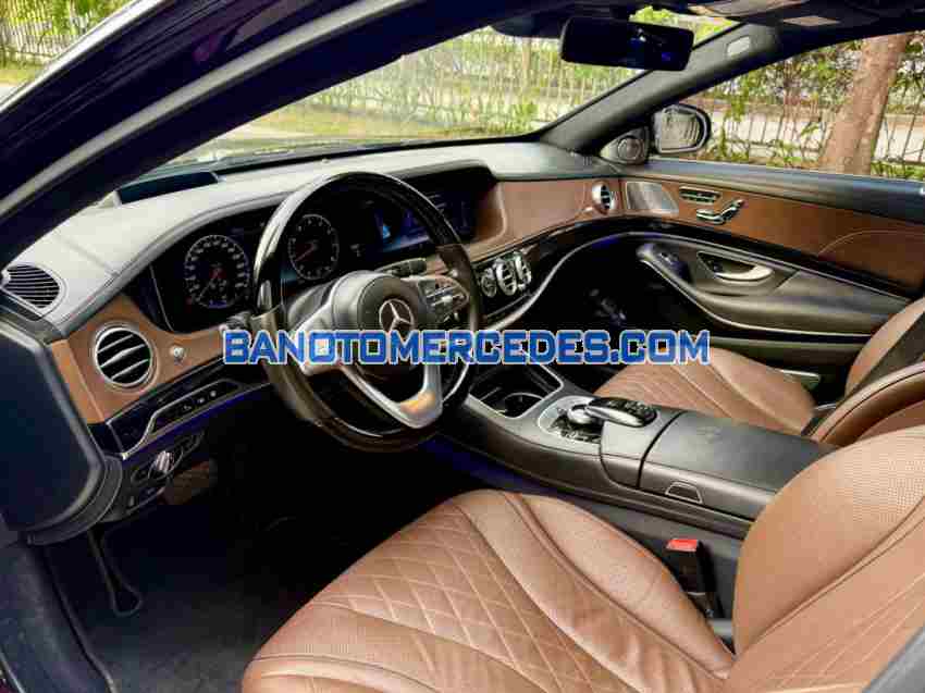 Cần bán gấp Mercedes Benz S class S450 4Matic Maybach đời 2017, màu Đen