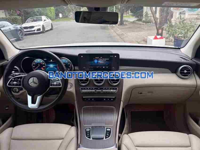 Cần bán Mercedes Benz GLC 200 4Matic đời 2022